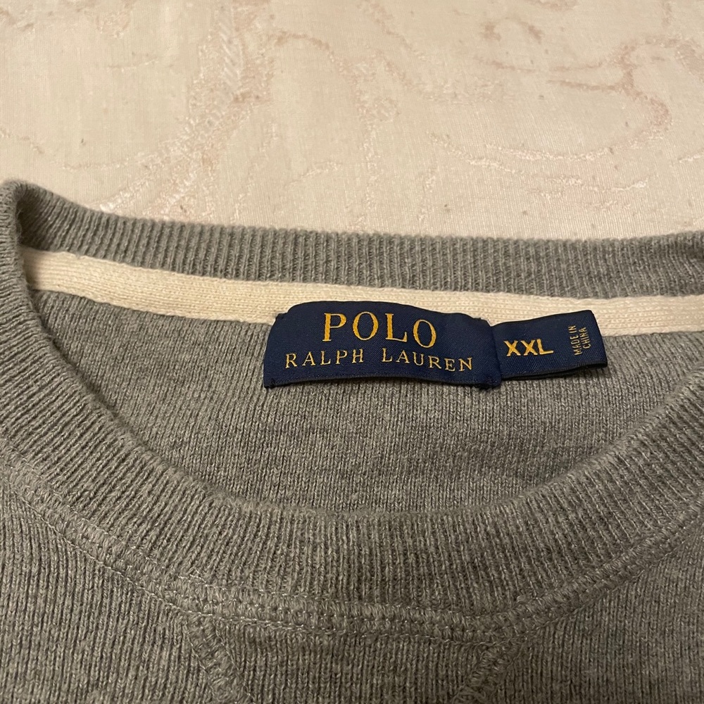 Sweater - Picture 2 of 5